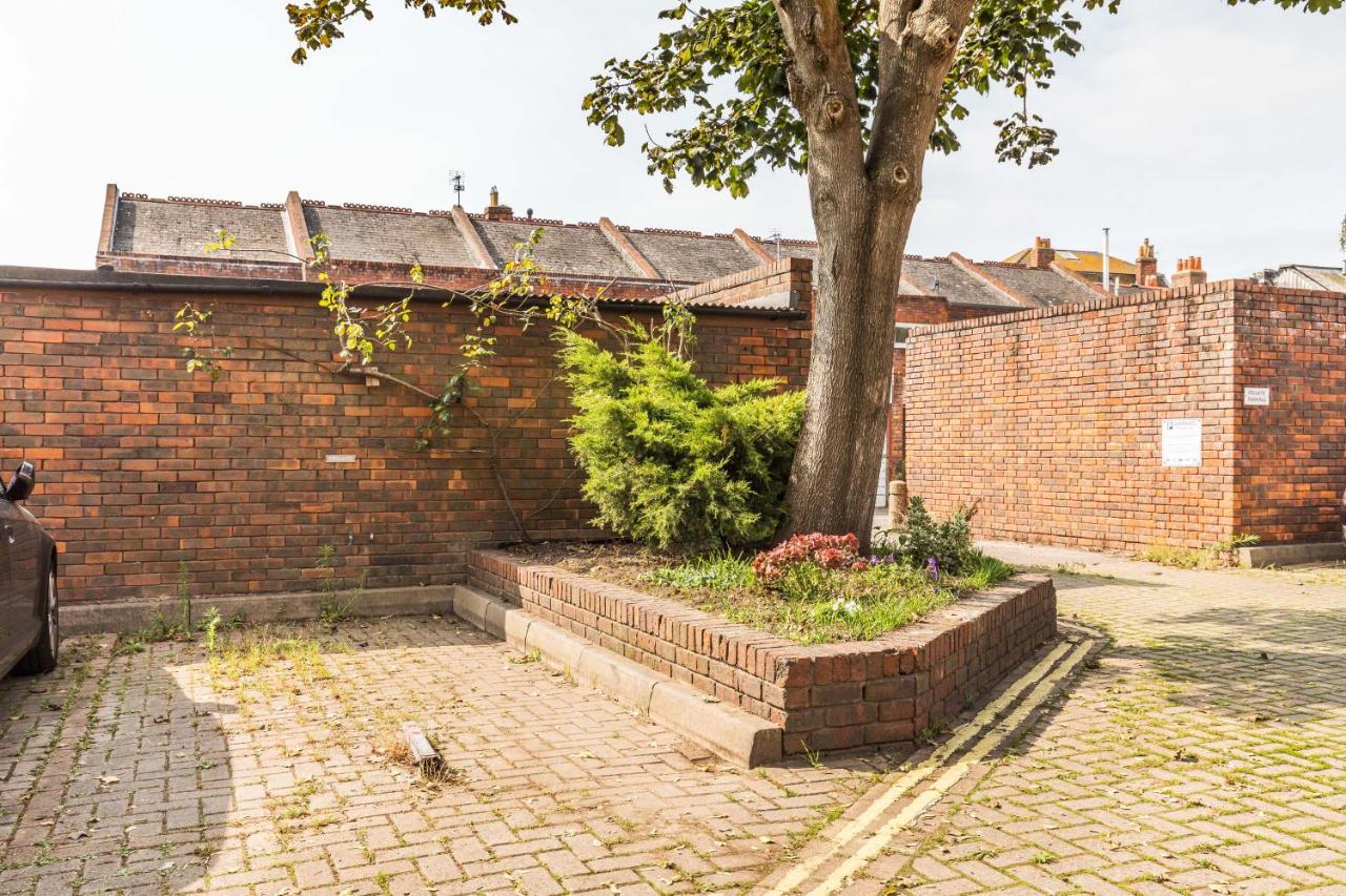 Penny Perfect By The Quays & Beach In Old Portsmouth Exterior foto